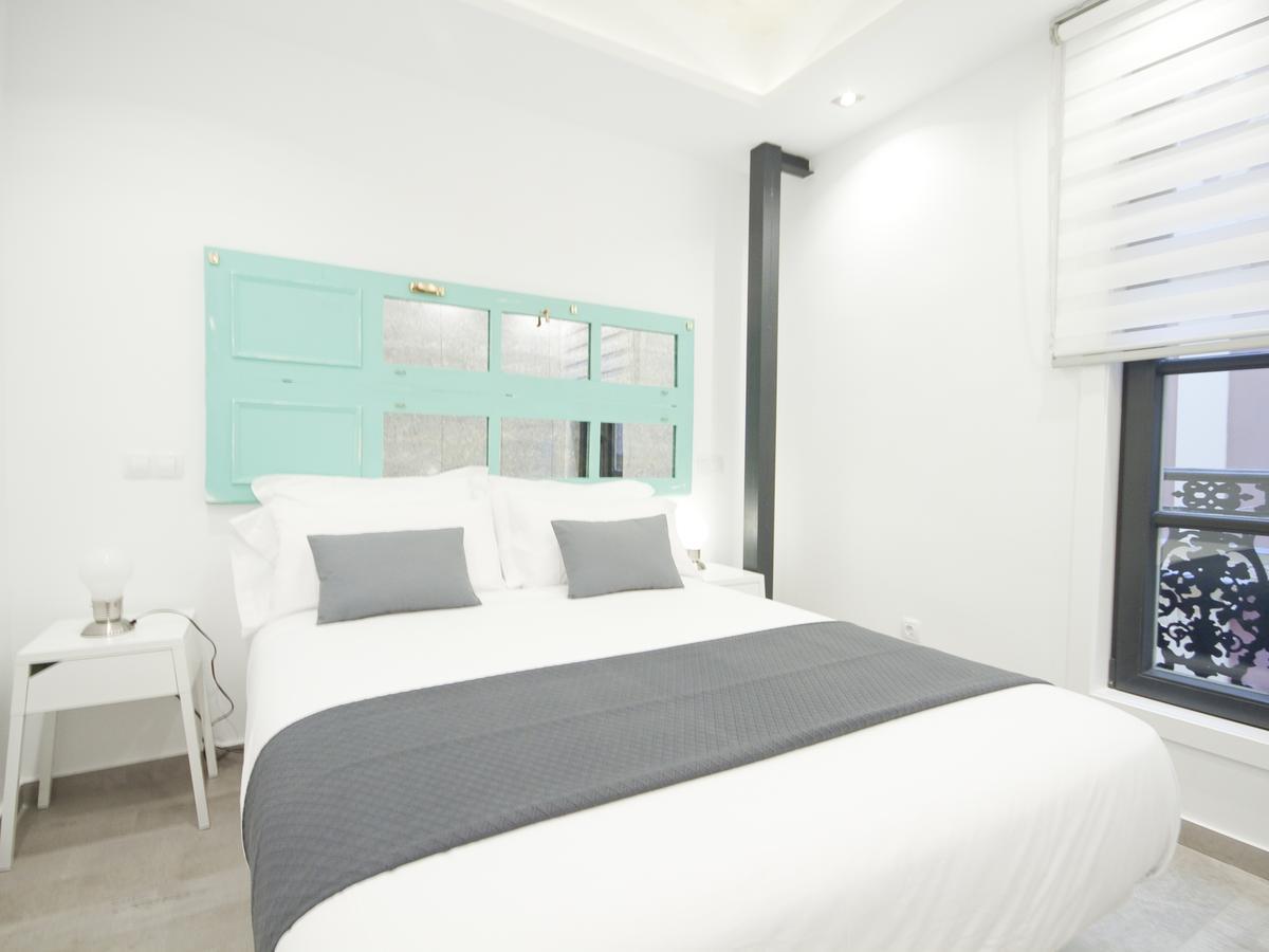 Apartamento Nuevo Y De Lujo En Puerta Del Sol Мадрид Екстер'єр фото
